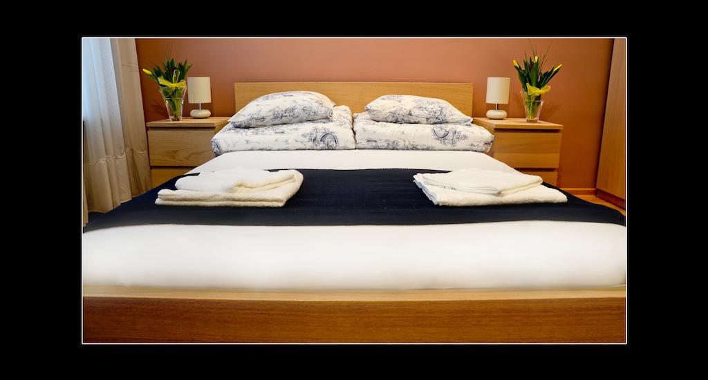 Apartament 777 *